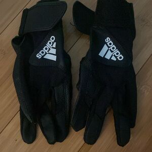 Almost brand new adidas catching gloves